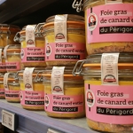 Bocals de foie gras de canard entier du périgord en rayons